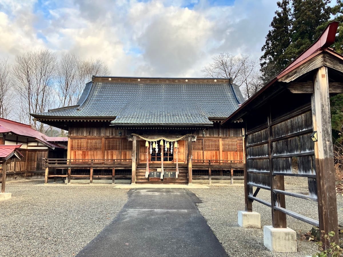 Tadeuga Shrine