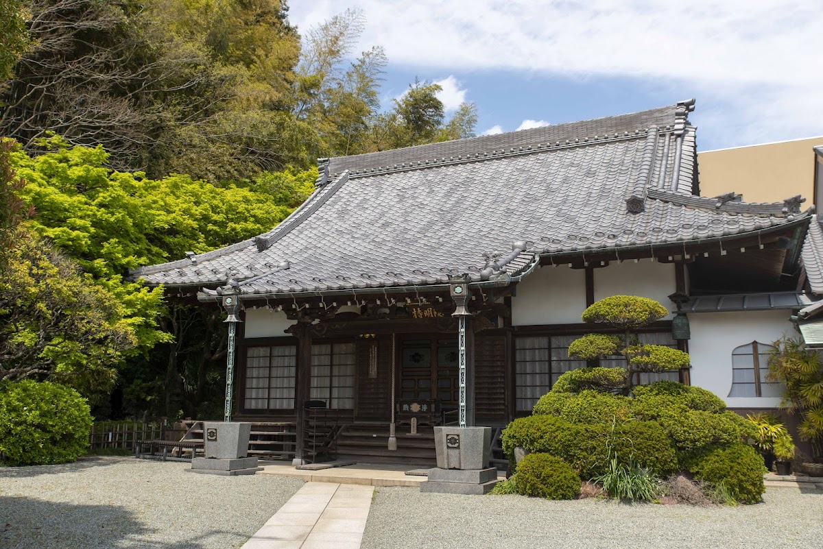持明院