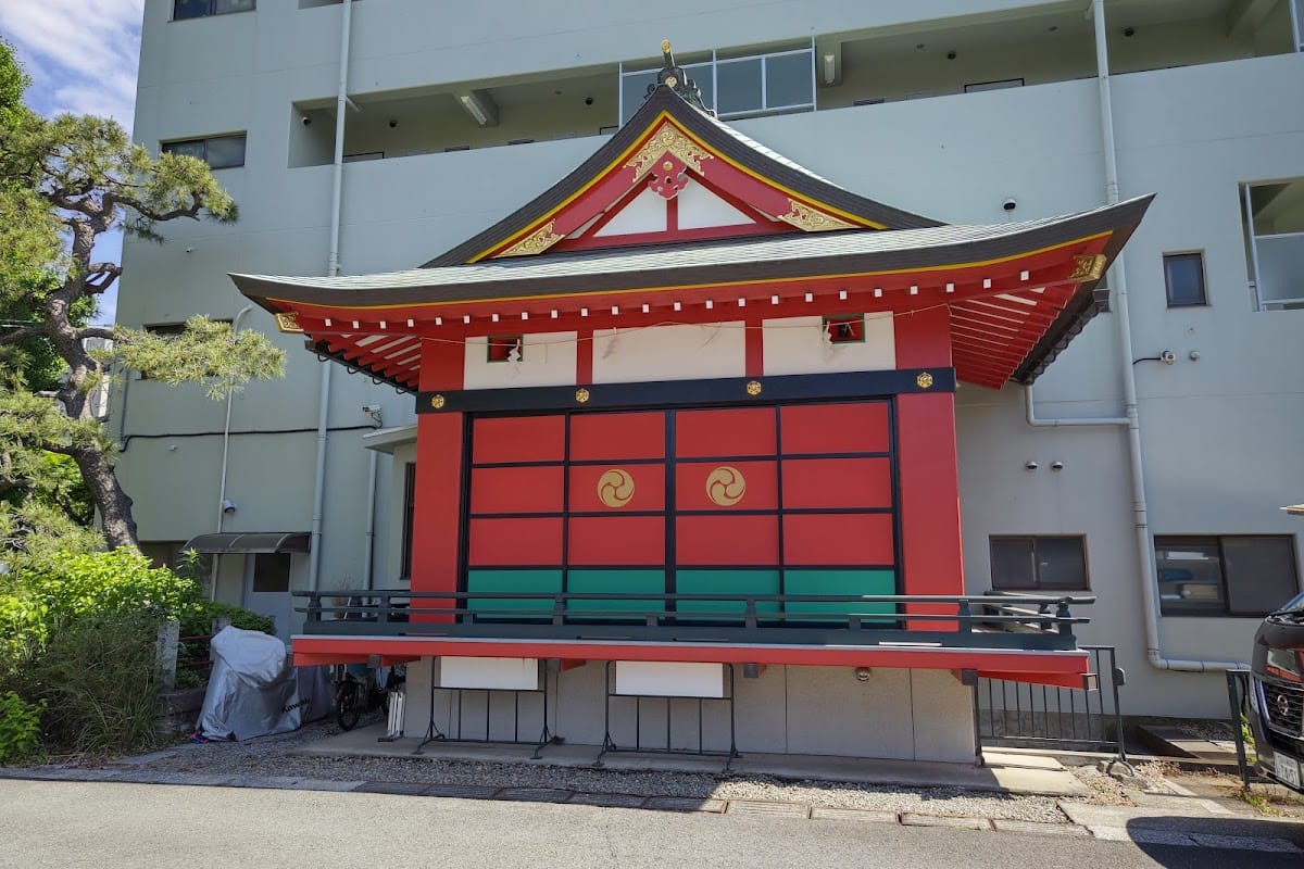 Tokuji Shrine