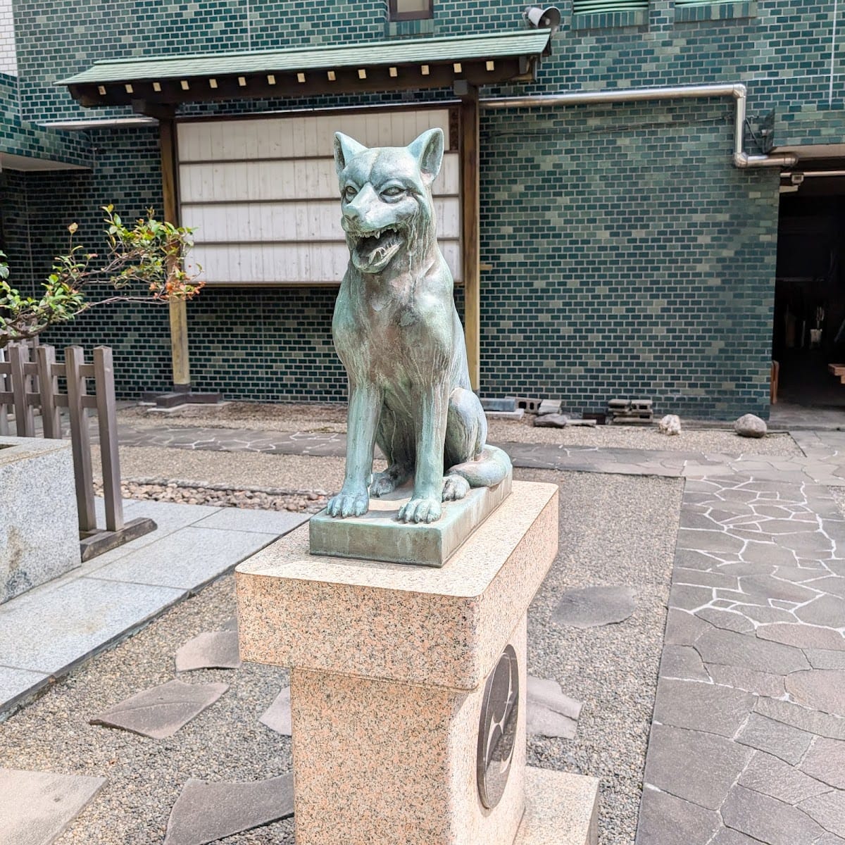 Miyamasuontake Shrine