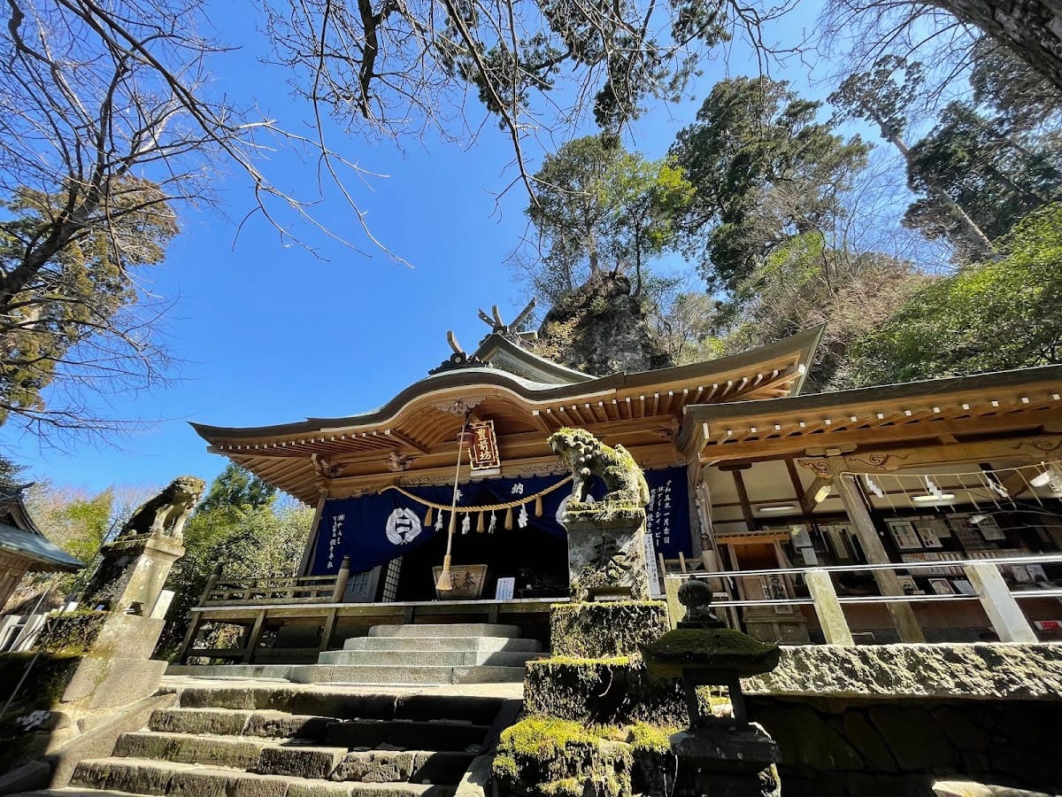 takasumi jinja