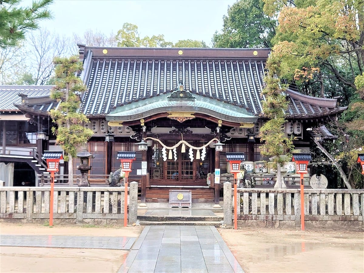 takarazuka jinja