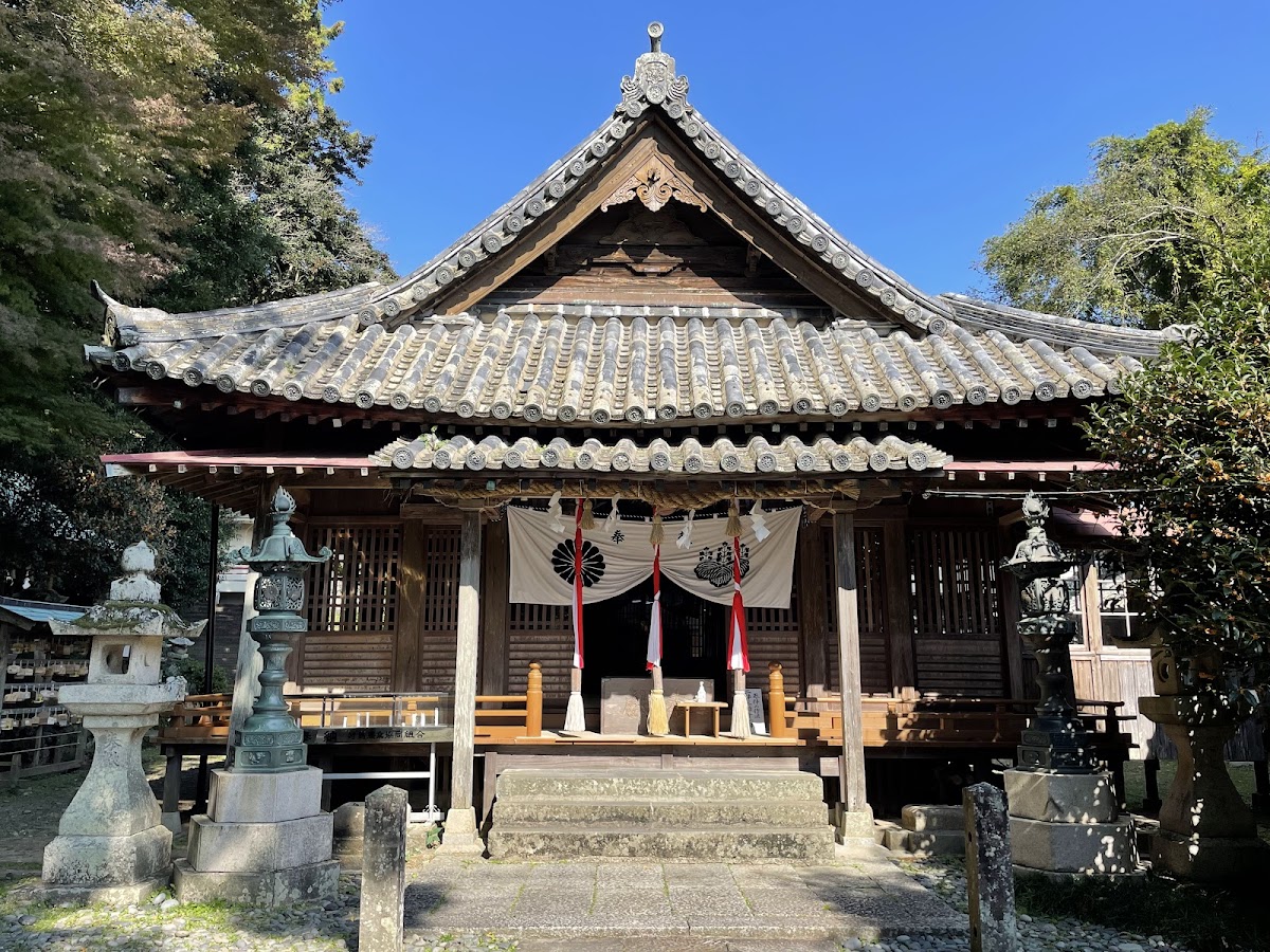 厳原八幡宮神社