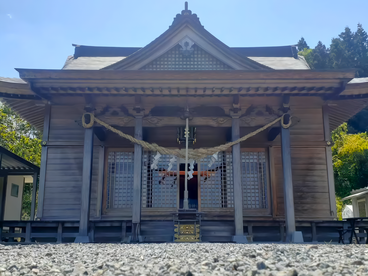白根三吉神社