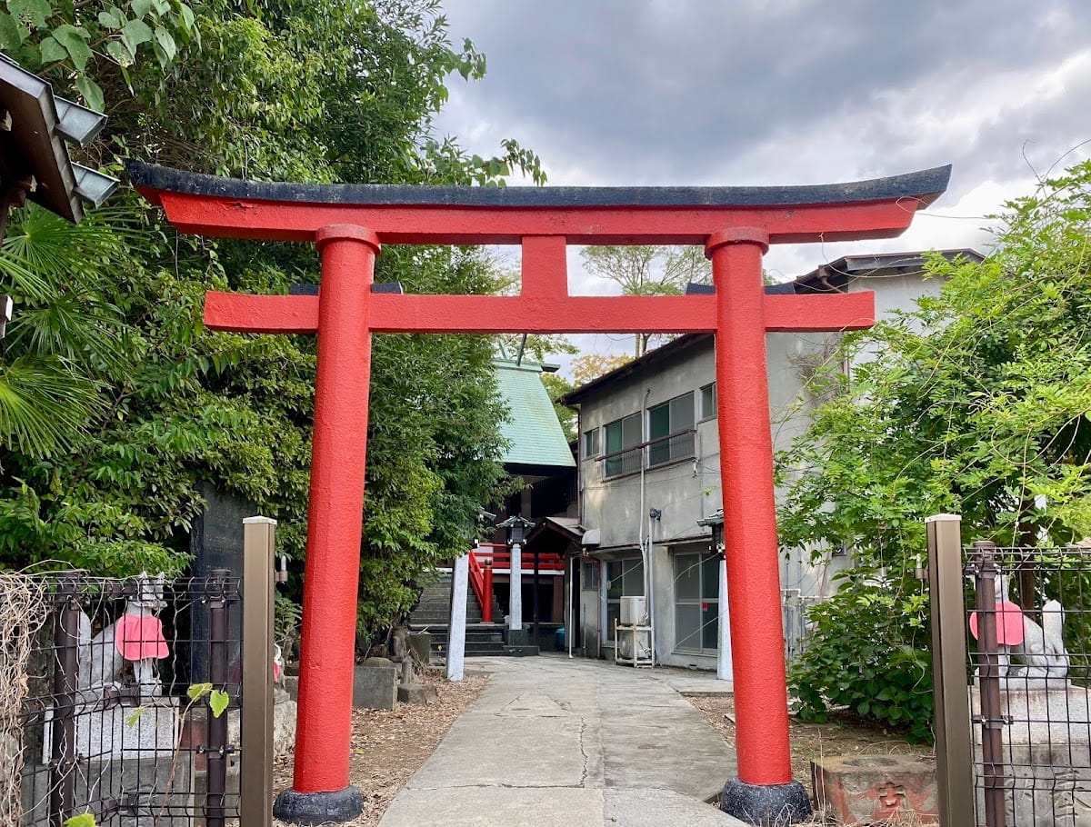 Higashiyamafuji Inari Shrine