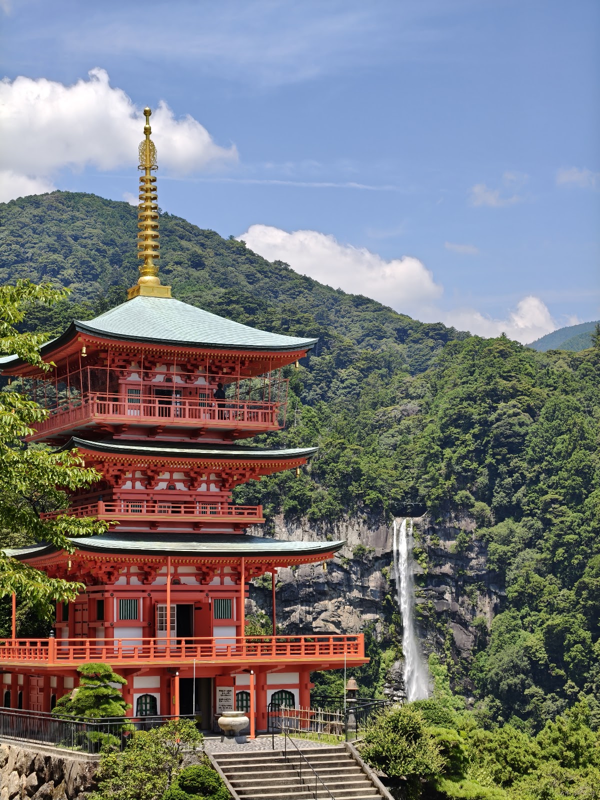 飛瀧神社
