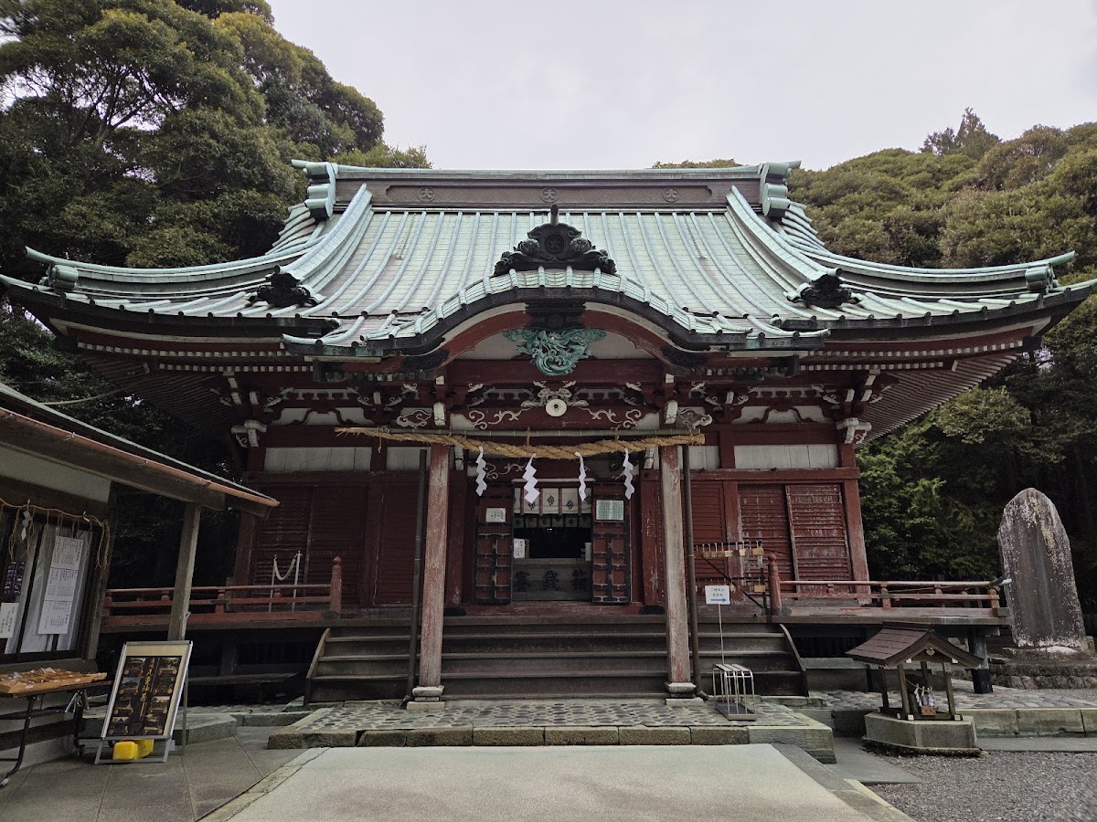 大頭龍神社