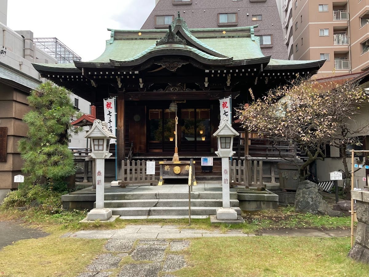 Senzoku Inari Shrine