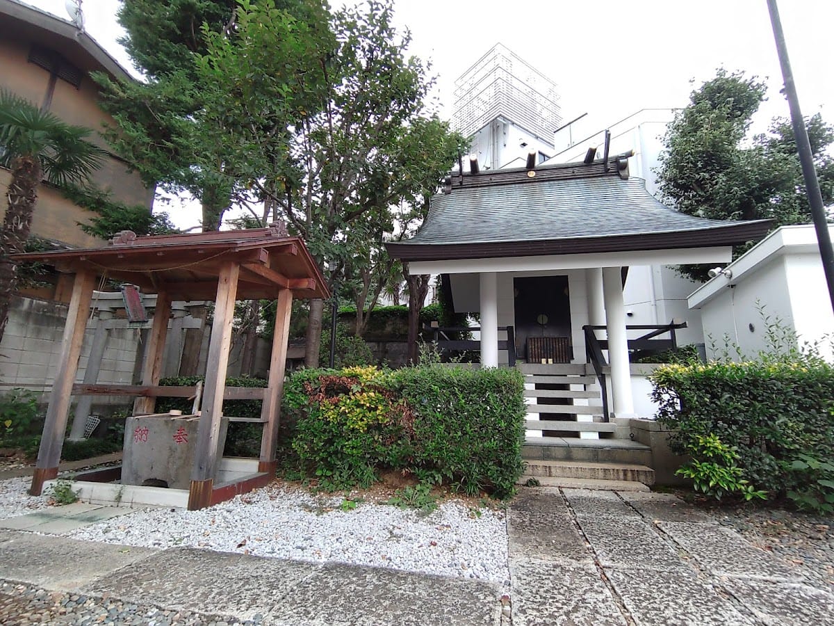 Komagomehieda Shrine (Asahiyamao-gu)