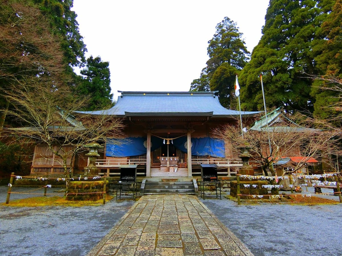 Shiratori Jinja