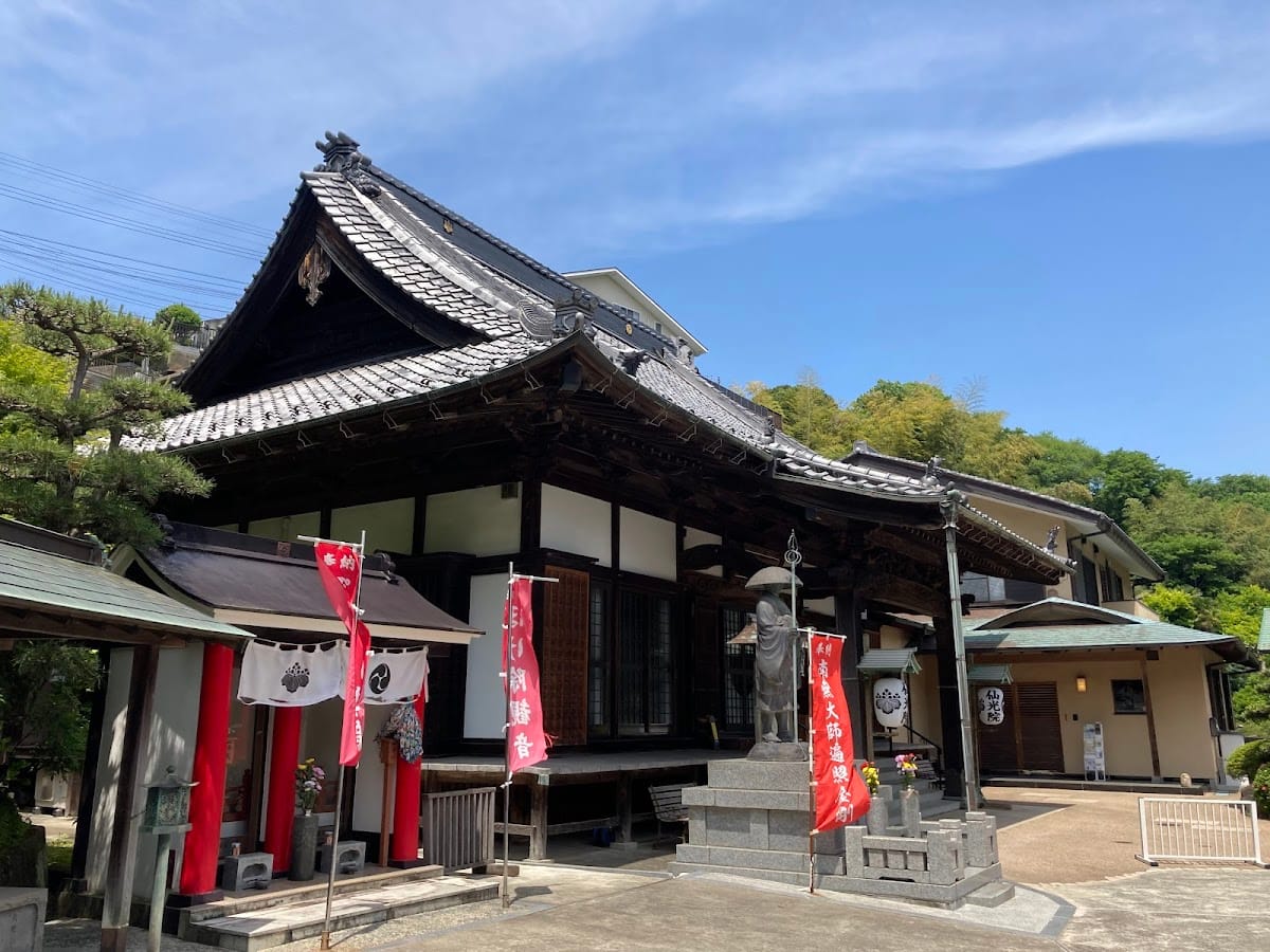 Byakko Hakukitsune Senko-in