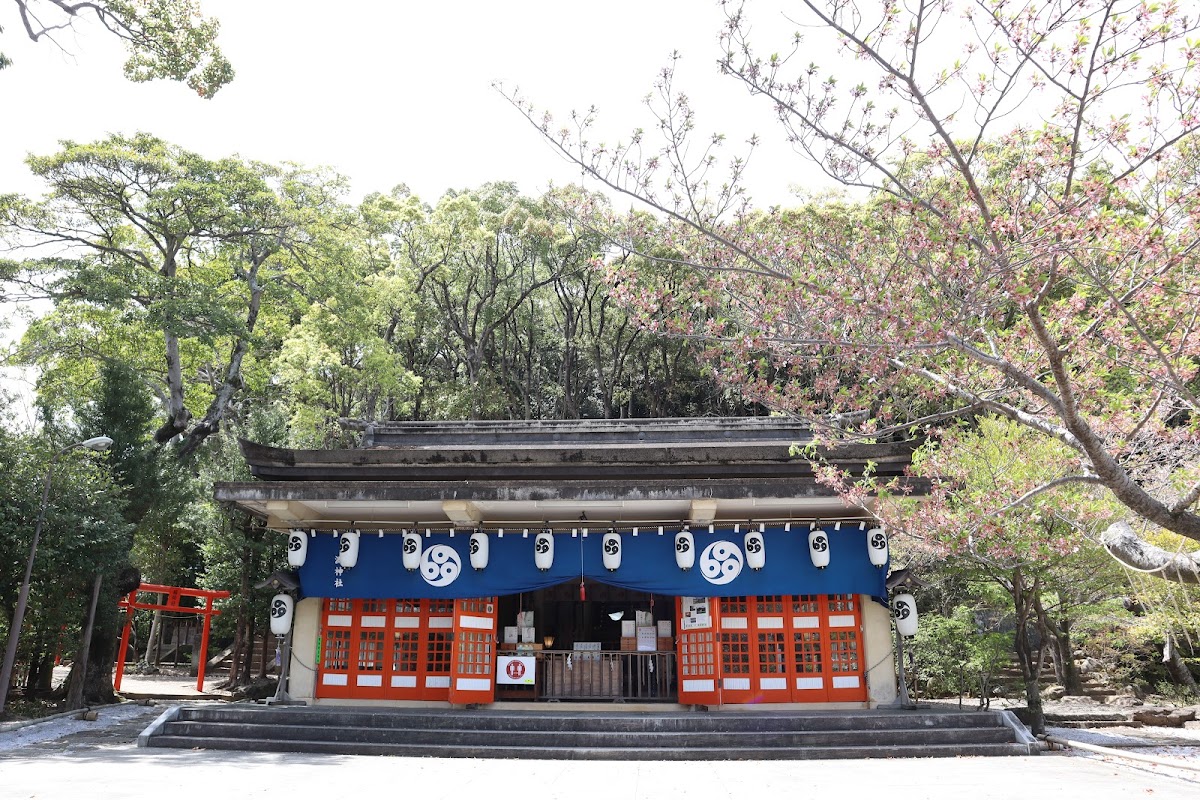 淵神社