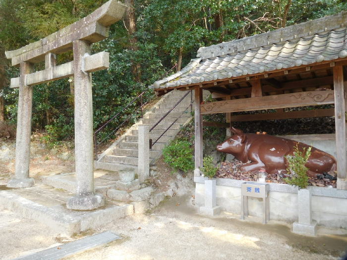 Takura Ushi Jinja