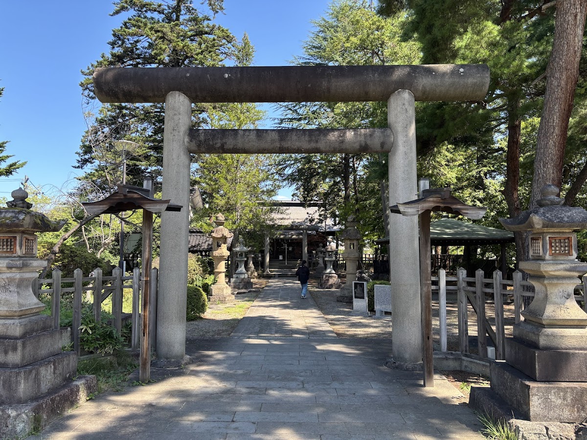 松岬神社
