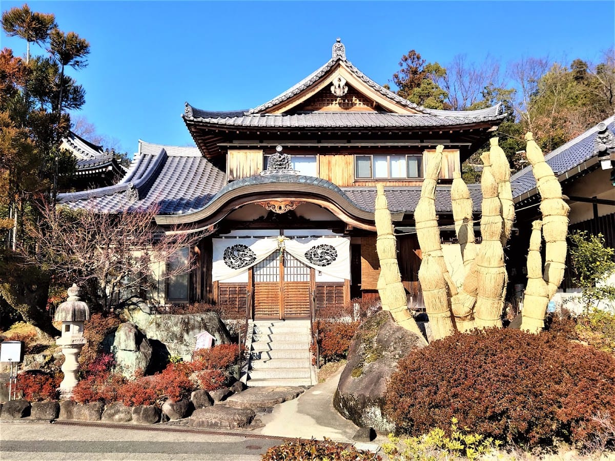 Shinryu-ji Temple