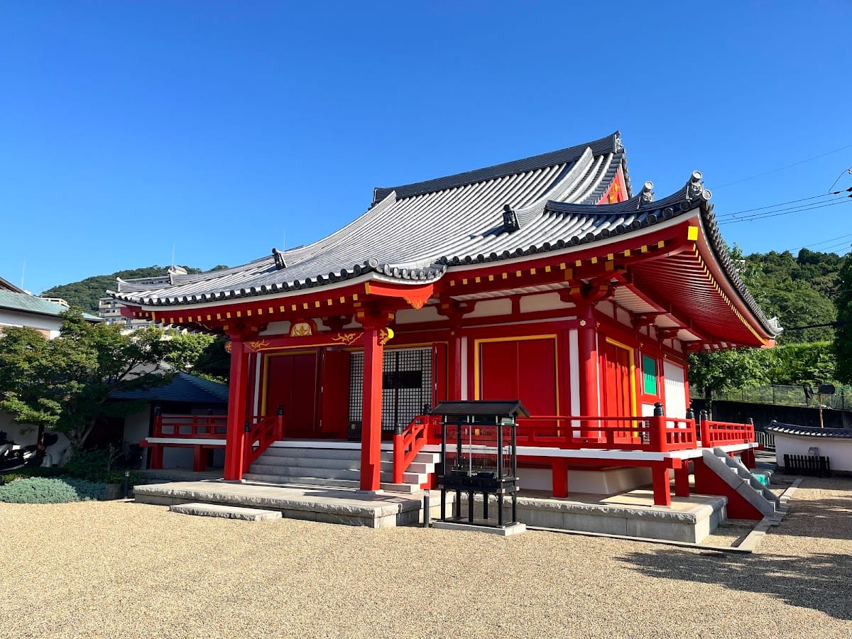 Hoju-in Temple
