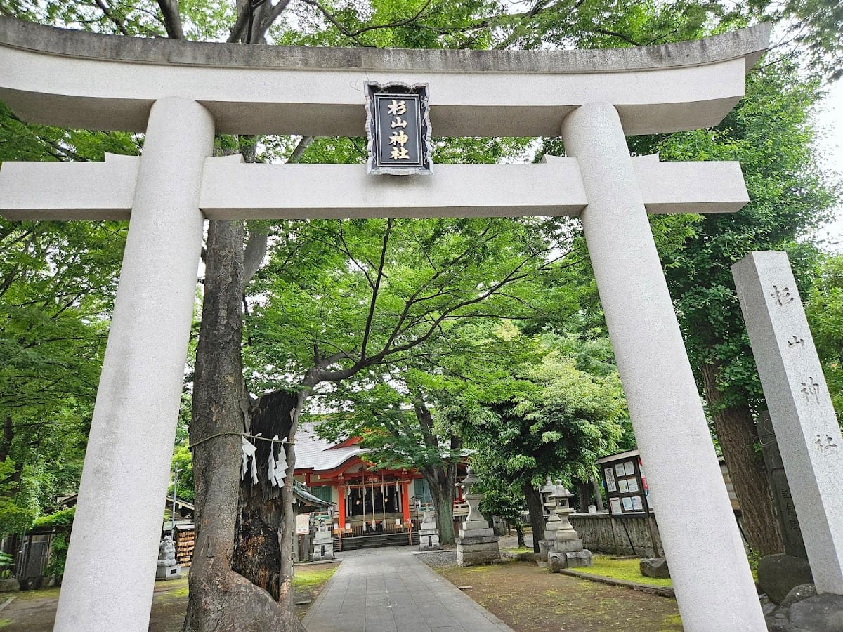 Tobe Sugiyama Jinja