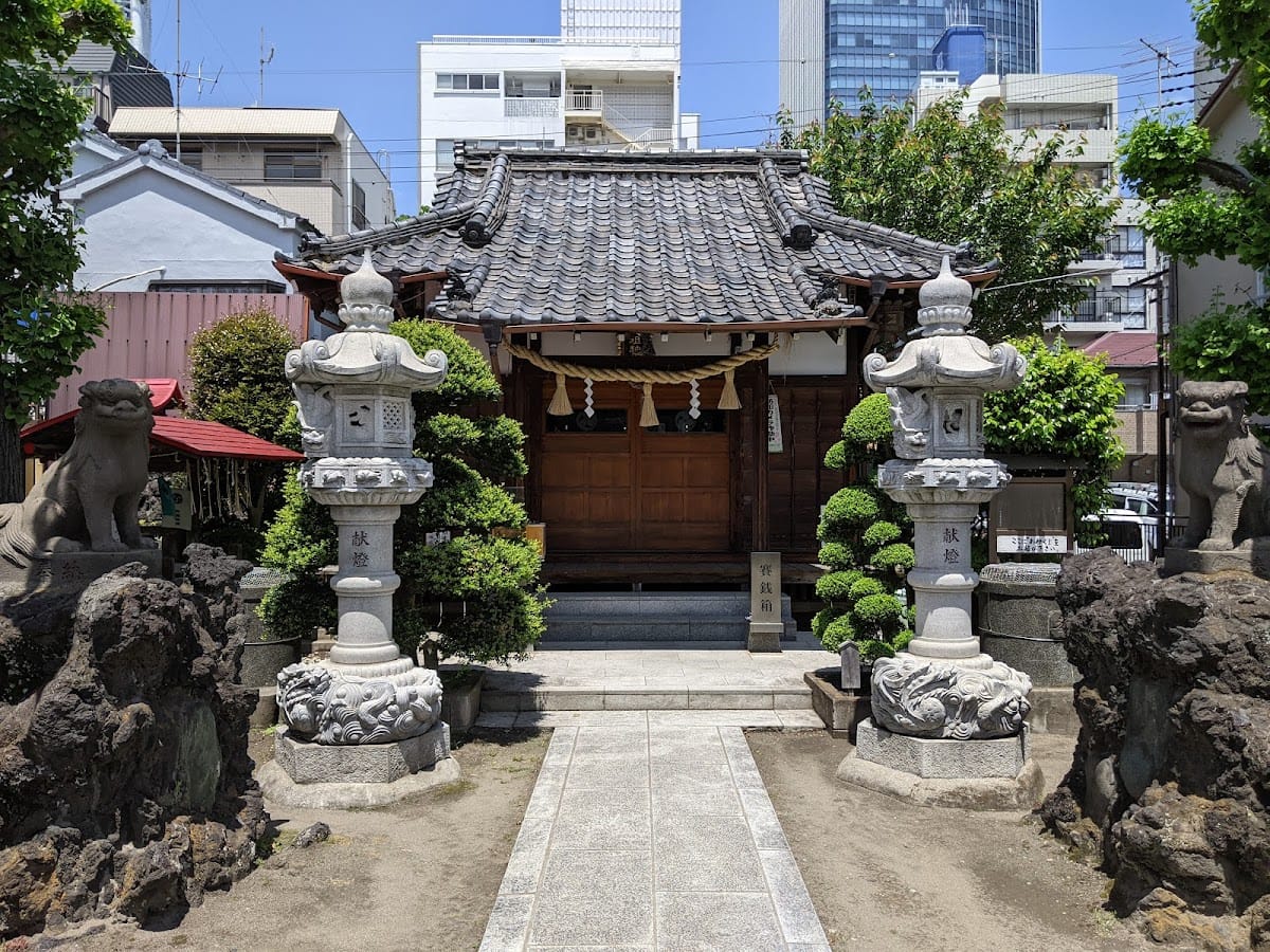 Oshiagetenso Shrine
