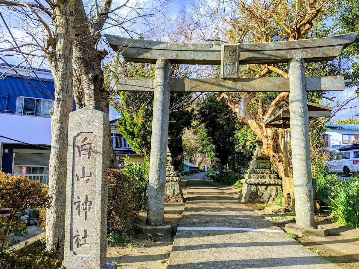 Hakusan Jinja