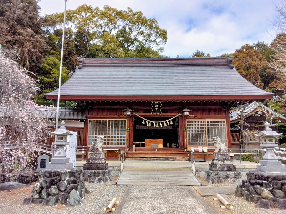 Higashida Shinmei Shrine