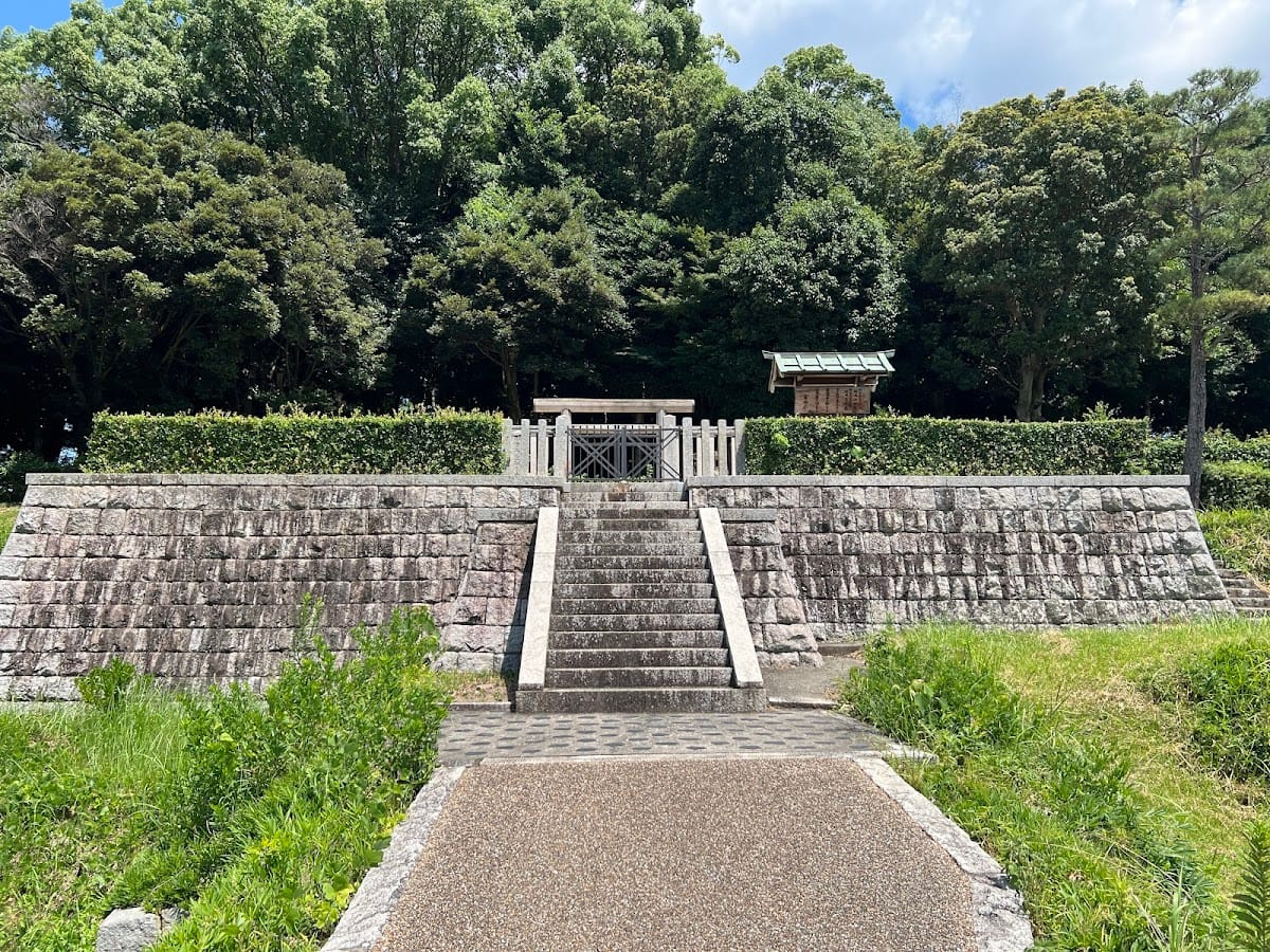 Isonaga Yamada Mausoleum