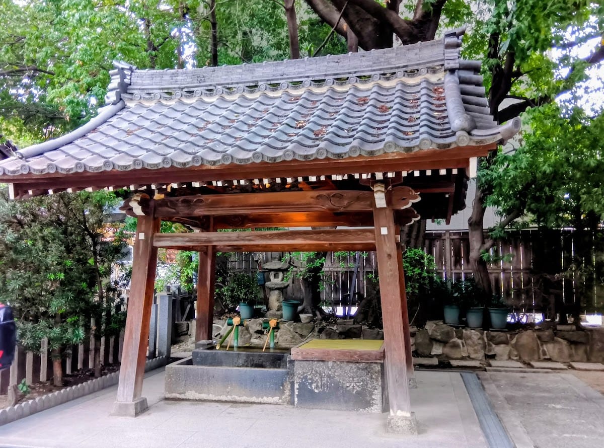 Hachiken Shrine