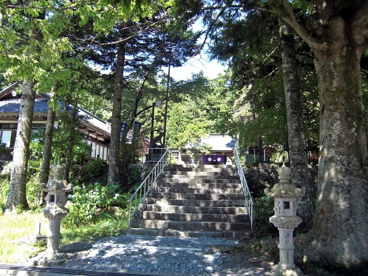 Yamatsumi Shrine