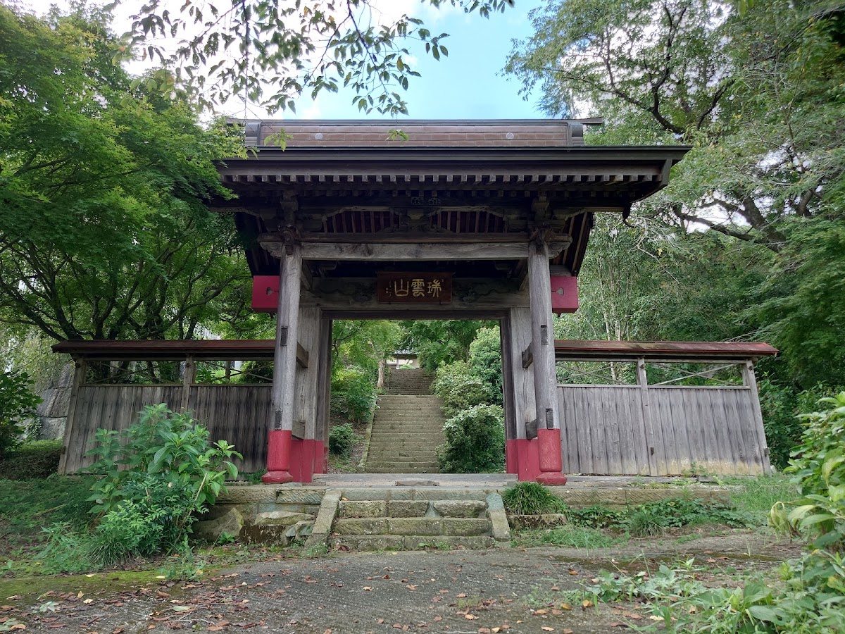 龍谷院