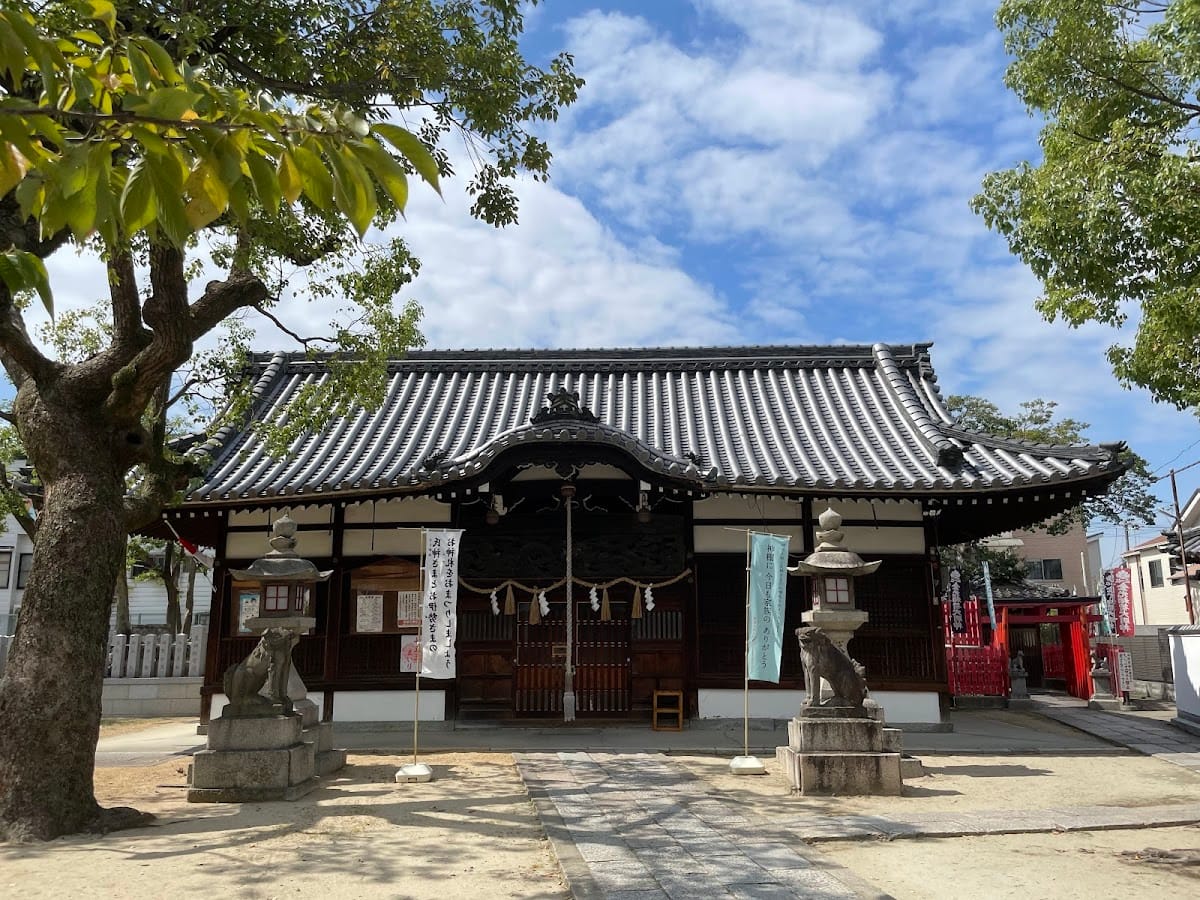 Uriwawari Tenjin Shrine