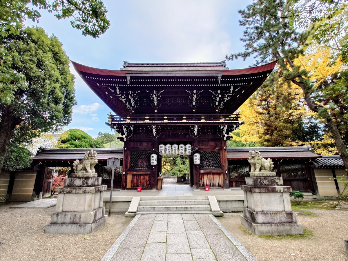御霊神社（上御霊神社）