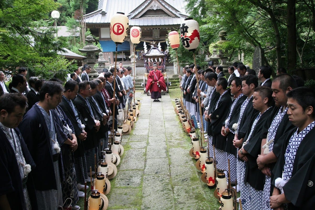 Gosho Komatakinomiya Shrine