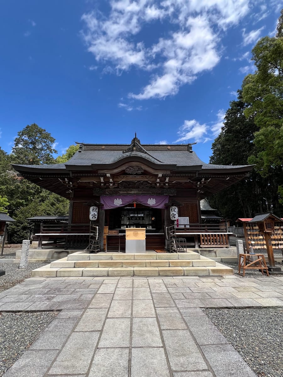 Hachiman-gu (Izumi Iha-hi Jinja Keidai-sha)
