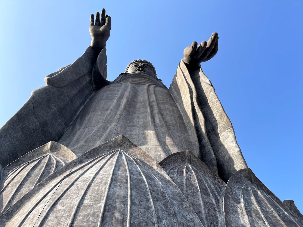Ushiku Daibutsu (Higashi Honganji Temple)