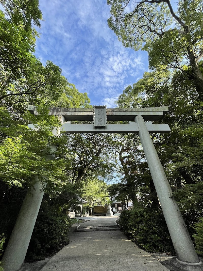 Hachiman Koomotesuragi Jinja