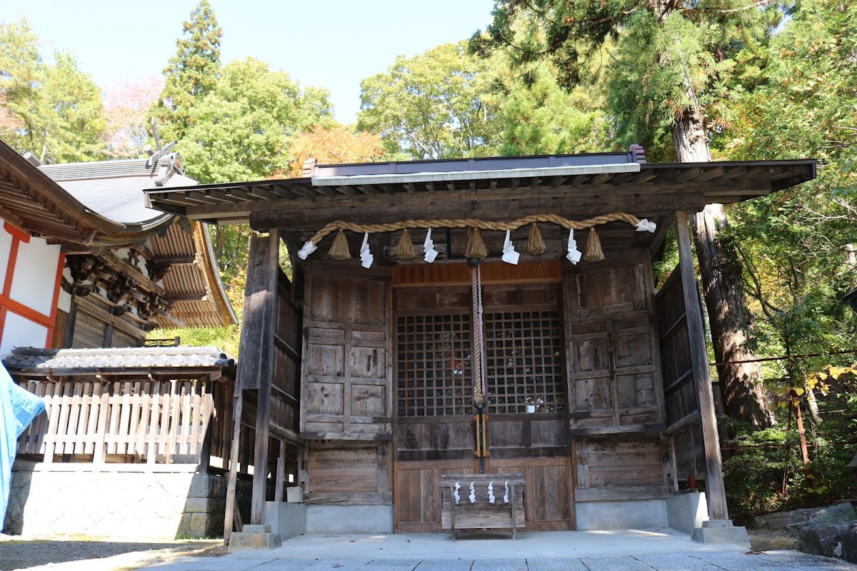 Tono-go Hachiman-gu