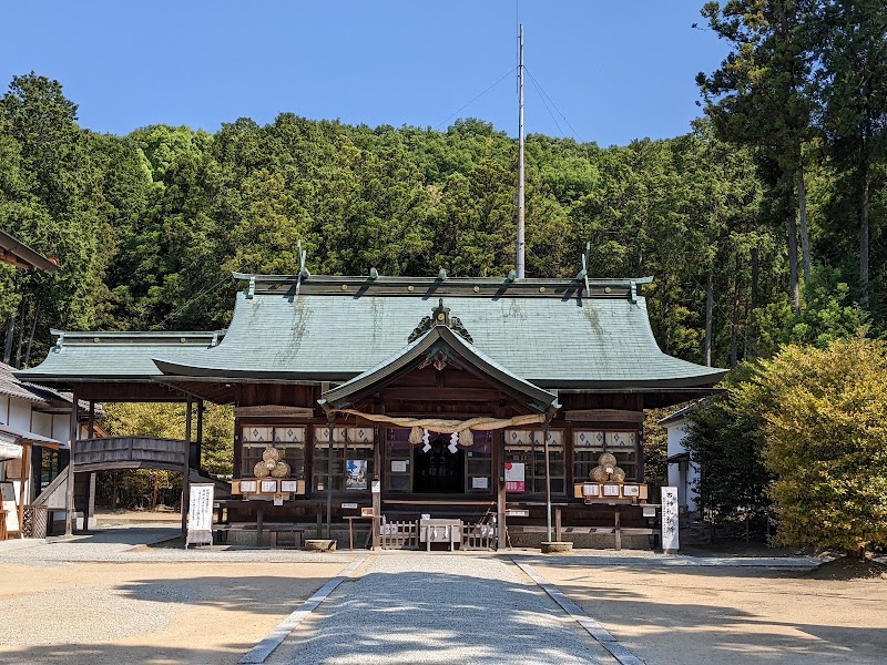 Ani Jinja