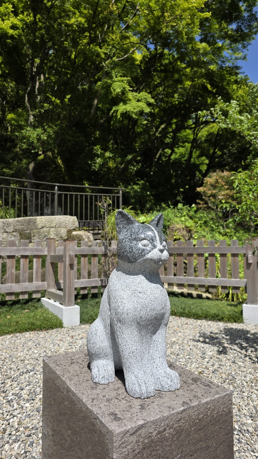 Neko Kamigami Sha ( Neko Jinja )