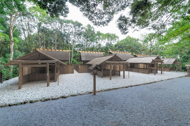 koutaijingu Betugu Tsukiyomino Miya