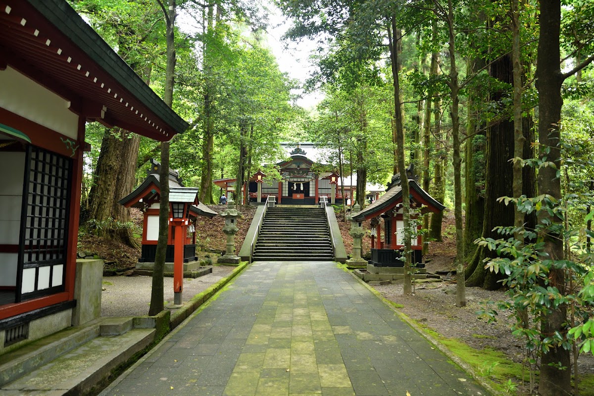 Kirishima Higashi Jinja