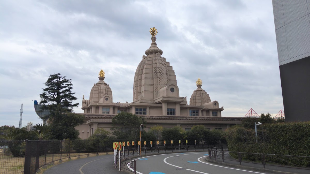 Kawasaki Daishi Traffic Safety Prayer Hall for Vehicles