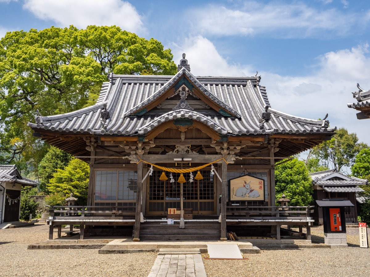 日出若宮八幡神社 4