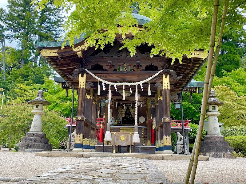 Tsunomiya Jinja
