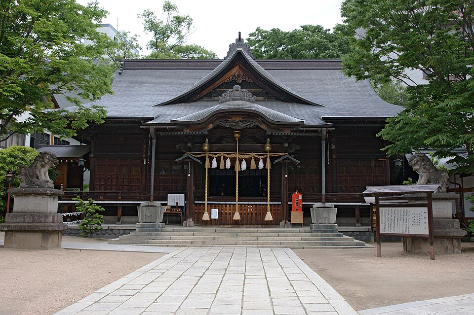 四柱神社 1