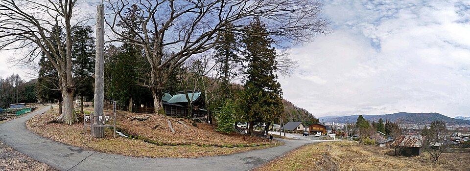 Suwa Taisha Kamisha Maemiya