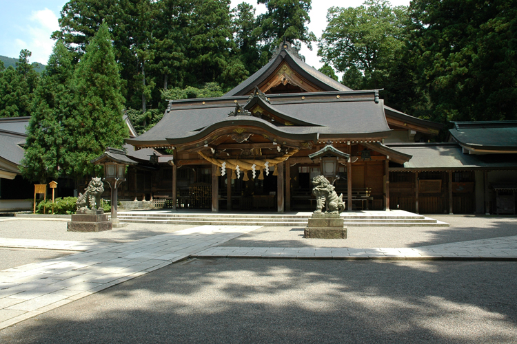 Hakusan Hime Jinja